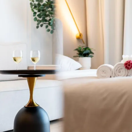 アパート Glossy G30 クラクフ