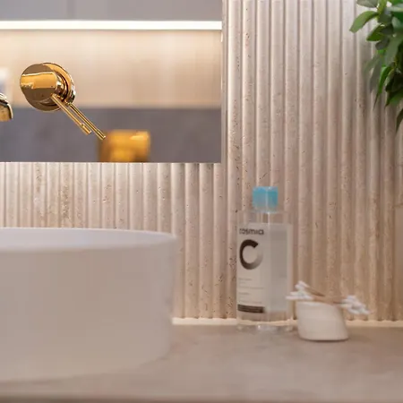 Glossy G30 アパート