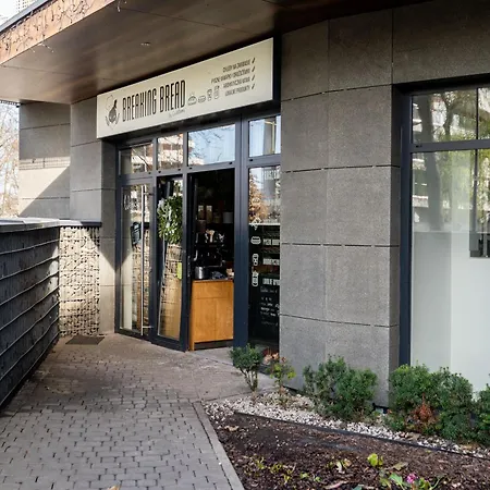 Glossy G30 クラクフ